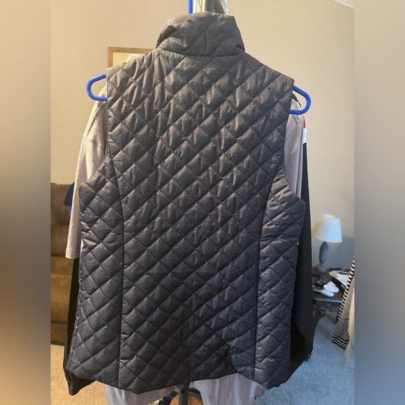 Banana Republic Black Quilted Vest - Picture 3 of 3